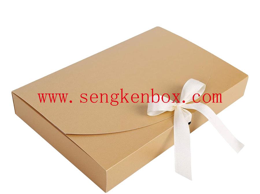 Caja de embalaje plegable para documentos de papel marrón de tamaño personalizado