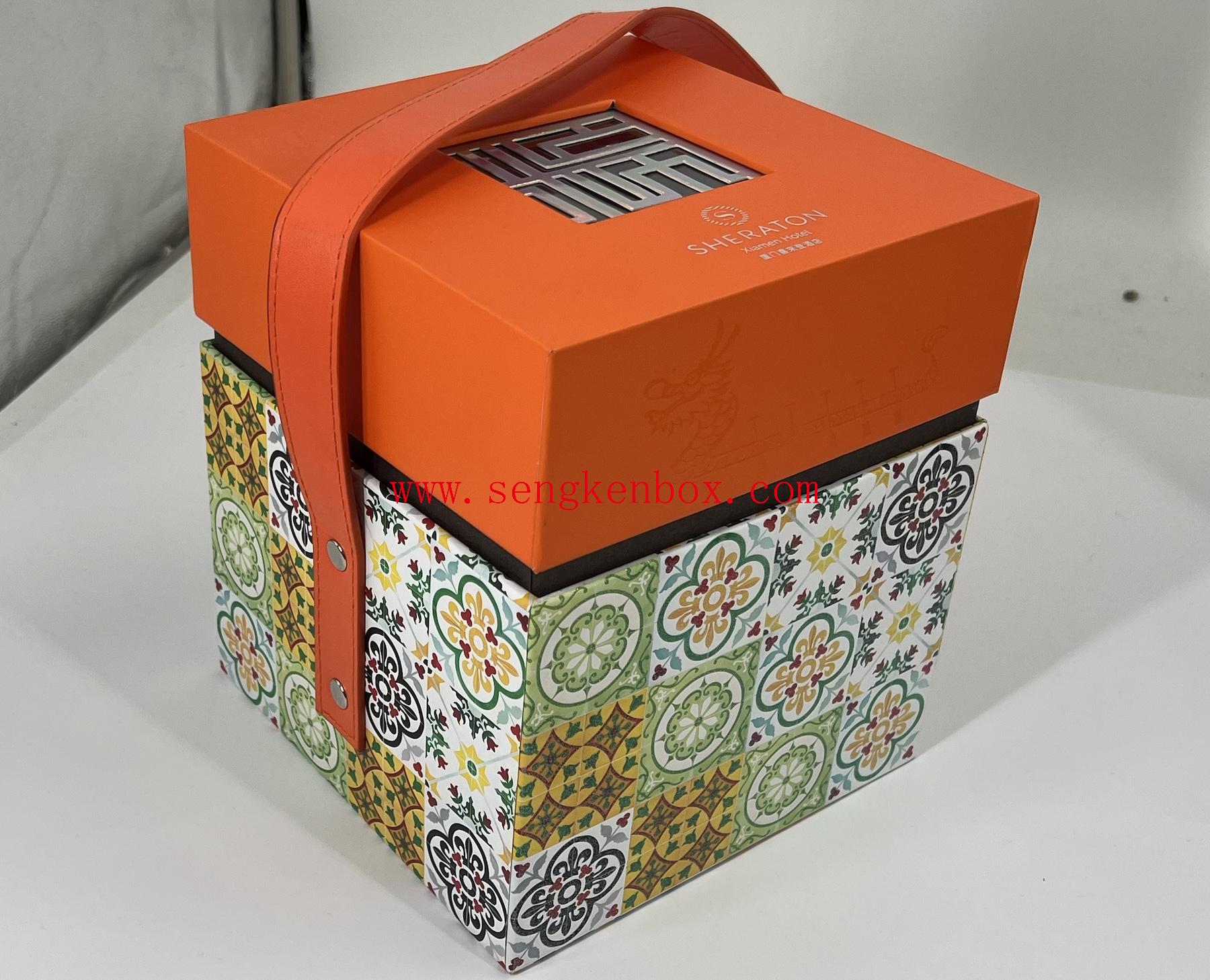 Caja de regalo con tapa y base con asa de cuero