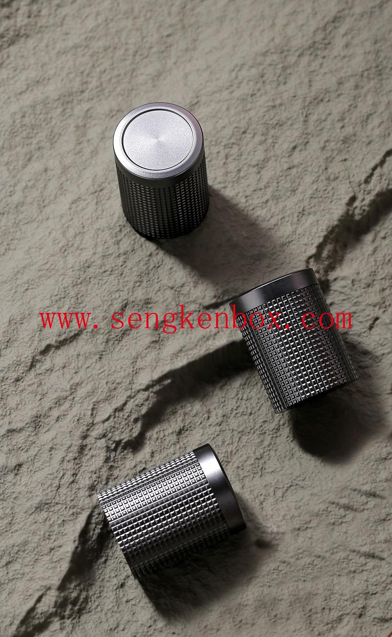 Enamel Sealed Tea Can