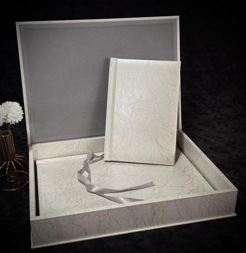 OEM y ODM Two wedding album with high-end gift box a la venta