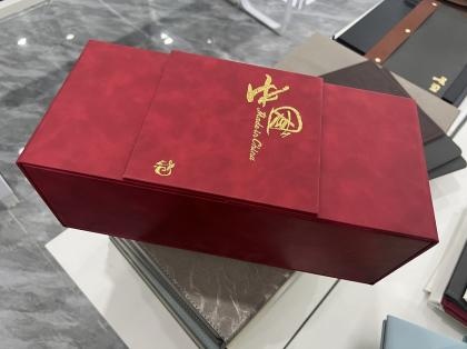 OEM y ODM Leather Handle Magnetic Snack Flip Lid Box Leather Box Printing a la venta
